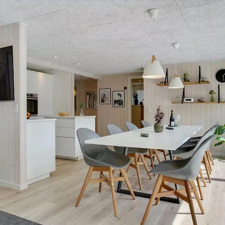 Holiday home Arnetta - 1-5km From The Sea In Western Jutland By Interhome