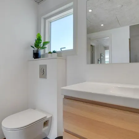 Arnetta - 1-5km From The Sea In Western Jutland By Interhome *